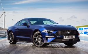 Ford Mustang EcoBoost Fastback 2018 года (UK)